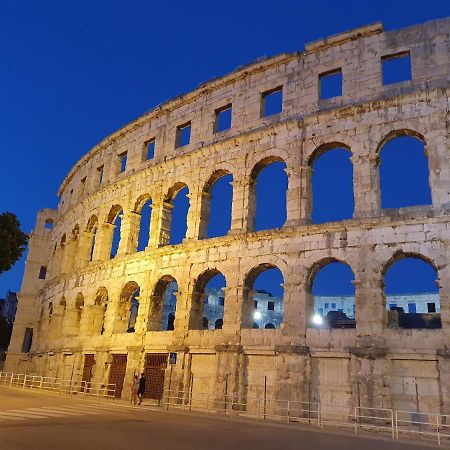 Amphitheater Apartment Pula Exteriér fotografie