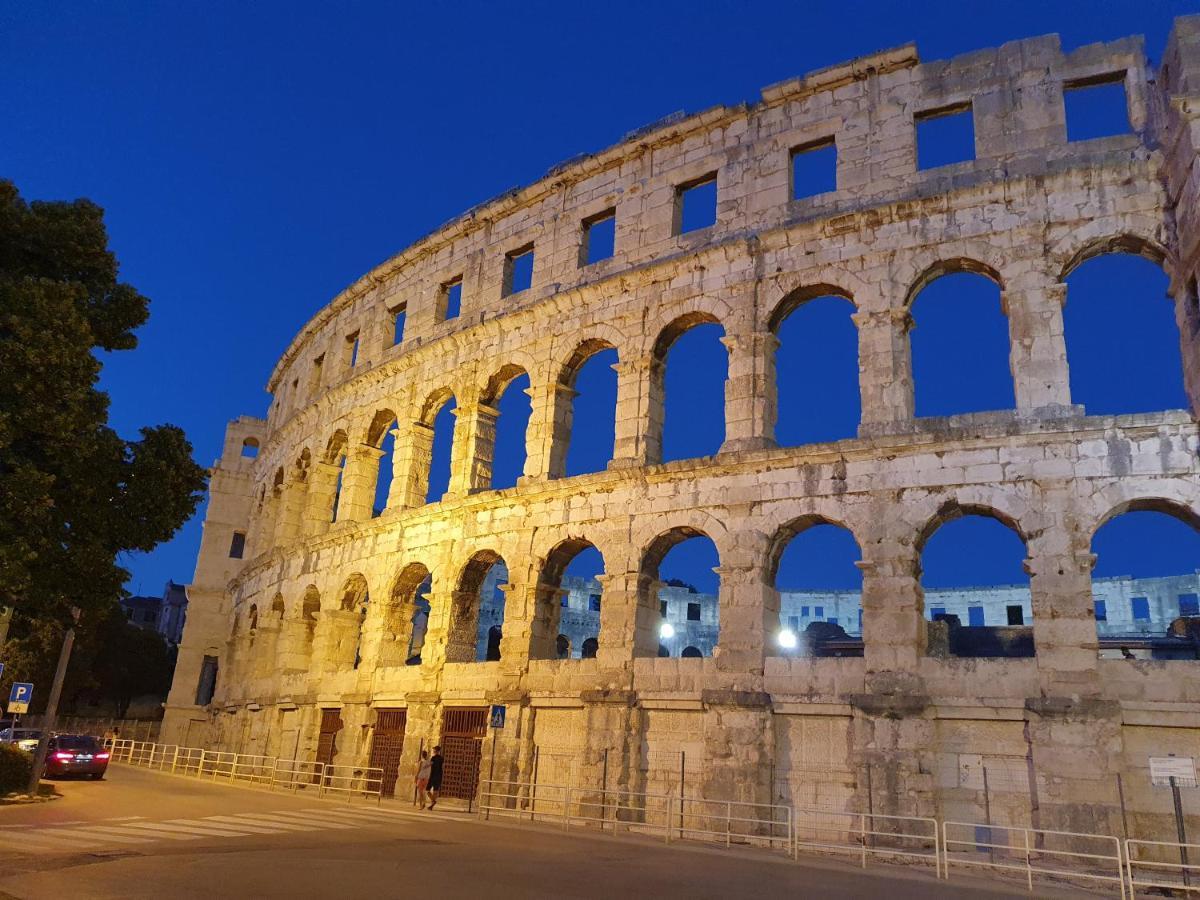 Amphitheater Apartment Pula Exteriér fotografie