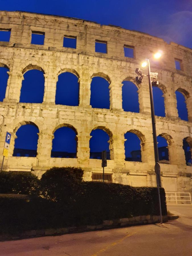 Amphitheater Apartment Pula Exteriér fotografie